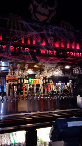 Bar «The Hideaway», reviews and photos, 2454 McMullen Booth Rd #209, Clearwater, FL 33759, USA