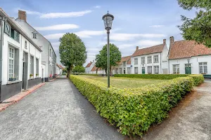 Beguinage of Hoogstraten‎ image