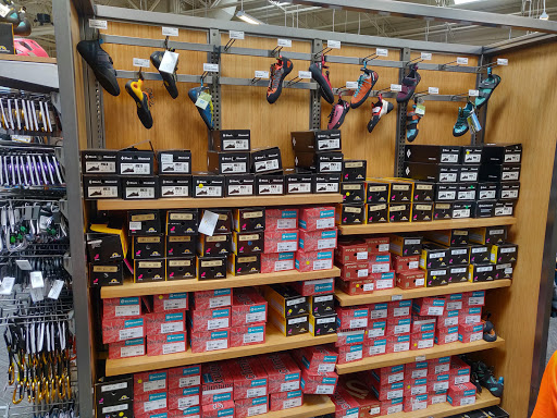 Camping Store «REI», reviews and photos, 7099 Amador Plaza Rd, Dublin, CA 94568, USA