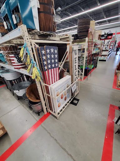 Home Improvement Store «Tractor Supply Co.», reviews and photos, 8135 Brookville Rd, Indianapolis, IN 46239, USA