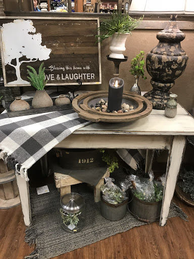 Gift Shop «Country Charm Boutique», reviews and photos, 3501 N Granville Ave, Muncie, IN 47303, USA