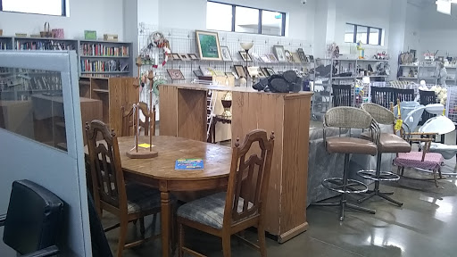 Thrift Store «Goodwill Retail Store of Springfield – Chestnut Crossing», reviews and photos, 425 S Western Ave, Springfield, MO 65802, USA