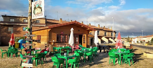 Oasis KneleB - La, C. la Aldea, 1, 24391 San Miguel del Camino, León, Spain