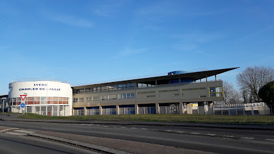 Lycée Charles De Gaulle à Longperrier