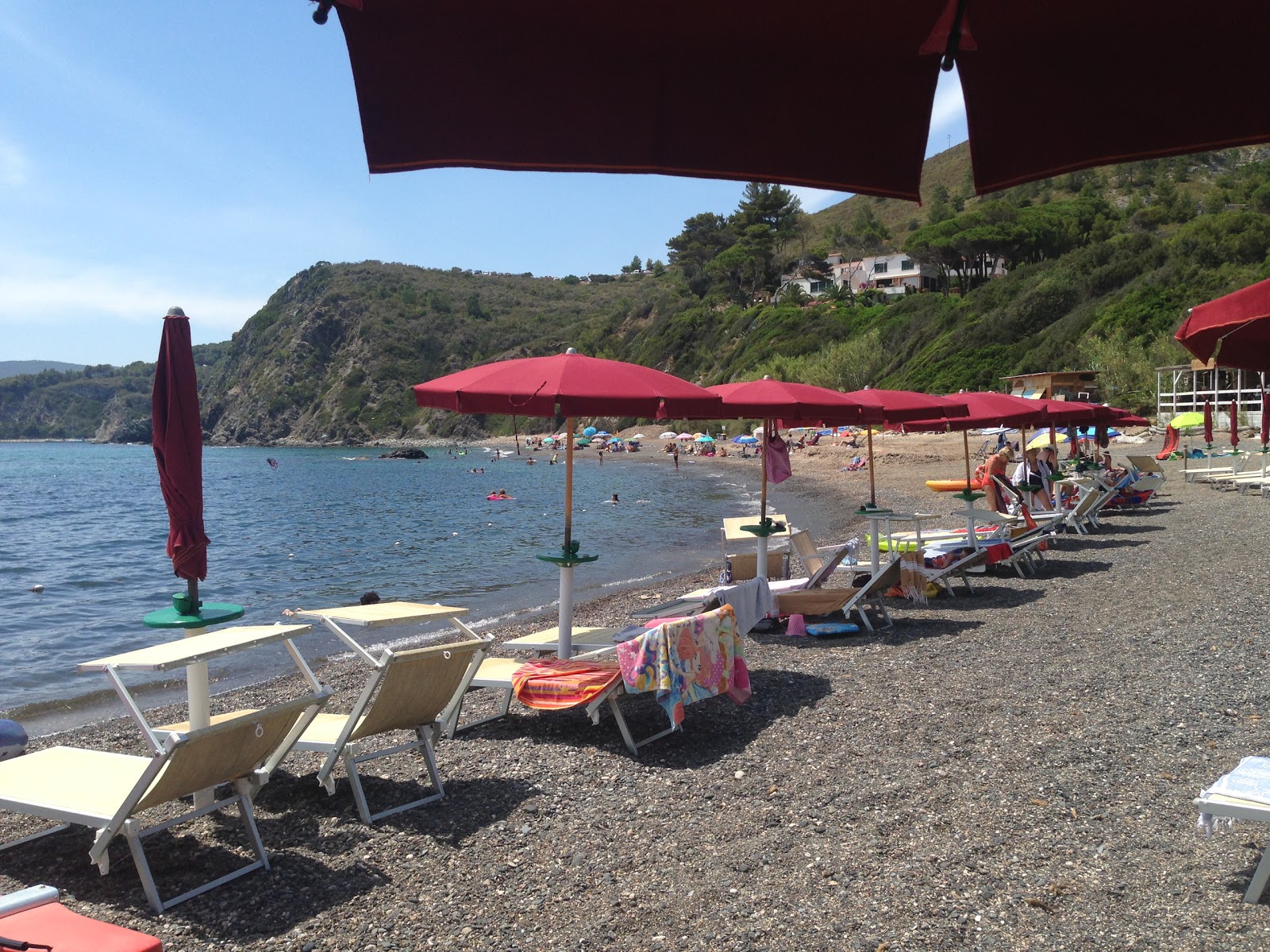 Φωτογραφία του Norsi beach με επίπεδο καθαριότητας πολύ καθαρό