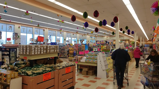 Grocery Store «Market Basket», reviews and photos, 5 Garden Ln, Londonderry, NH 03053, USA