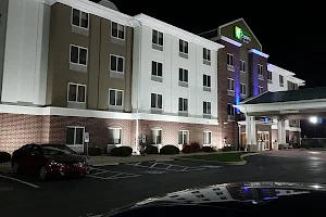 Holiday Inn Express & Suites Chicago South Lansing image