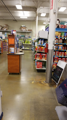 Pet Supply Store «PetSmart», reviews and photos, 2828 Campus Pkwy, Riverside, CA 92507, USA