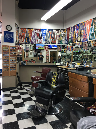 Barber Shop «Executive Barber Shop», reviews and photos, 2014 Northpark Dr, Kingwood, TX 77339, USA