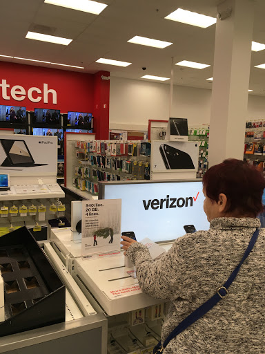 Department Store «Target», reviews and photos, 29 Vervalen St, Closter, NJ 07624, USA