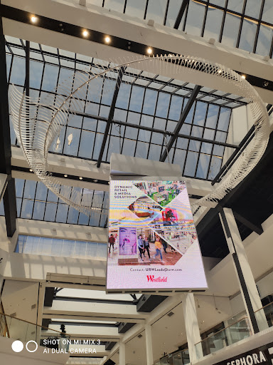 Shopping Mall «Westfield Fashion Square», reviews and photos, 14006 Riverside Dr, Sherman Oaks, CA 91423, USA