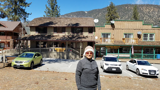 Grocery Store «Pine Mountain General Store», reviews and photos, 2513 Freeman Dr, Frazier Park, CA 93225, USA