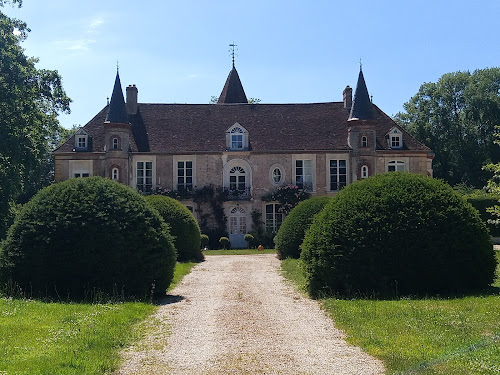 château du comte de La Vaux à Rozoy-Bellevalle