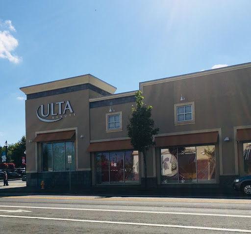Hair Salon «Ulta Beauty», reviews and photos, 839 NW 12th St, Gresham, OR 97030, USA