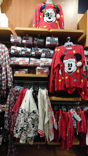 Toy Store «Disney Store», reviews and photos, 4400 Sharon Rd, Charlotte, NC 28211, USA