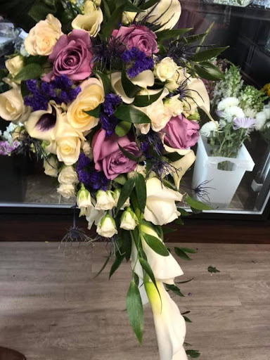 Florist «Forget Me Not Flowers & Gifts», reviews and photos, 423 Crain Hwy S, Glen Burnie, MD 21061, USA