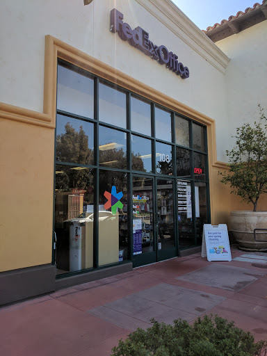 Print Shop «FedEx Office Print & Ship Center», reviews and photos, 111 S Westlake Blvd Suite 108, Westlake Village, CA 91362, USA