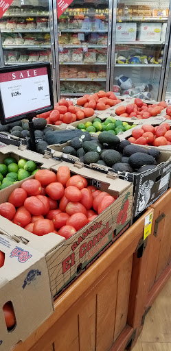 Grocery Store «J & J Foods», reviews and photos, 1075 Jesse Jewell Pkwy, Gainesville, GA 30501, USA