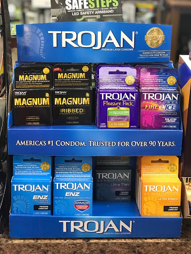 Convenience Store «Friendly Corner Convenience», reviews and photos, 2408 Massachusetts Ave, Cambridge, MA 02140, USA