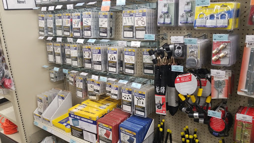 Hardware Store «Harbor Freight Tools», reviews and photos, 1460 Main St, Hamilton, OH 45013, USA
