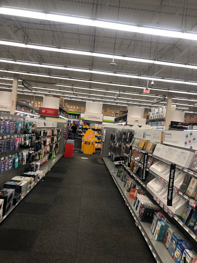 Office Supply Store «Staples», reviews and photos, 1075 N Main St, Warrington, PA 18976, USA