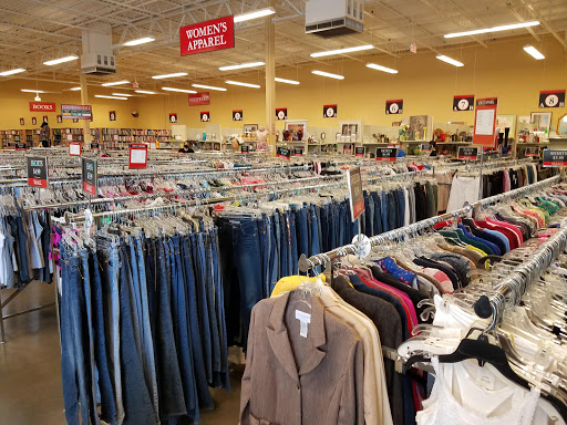 Thrift Store «St Vincent De Paul - West Broadway Thrift Store», reviews and photos, 2345 W Broadway, Eugene, OR 97402, USA