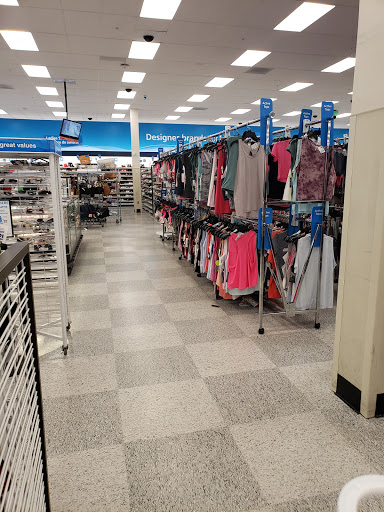 Clothing Store «Ross Dress for Less», reviews and photos, 9727 Laurel Canyon Blvd, Arleta, CA 91331, USA