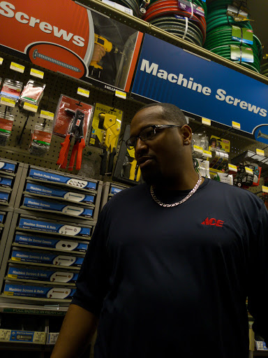 Hardware Store «Evergreen Park Ace Hardware», reviews and photos, 3404 95th St, Evergreen Park, IL 60805, USA