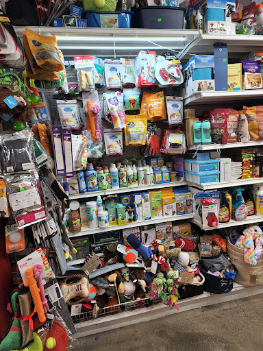 Department Store «Santa Fe Seconds», reviews and photos, 8615 Long Beach Blvd, South Gate, CA 90280, USA