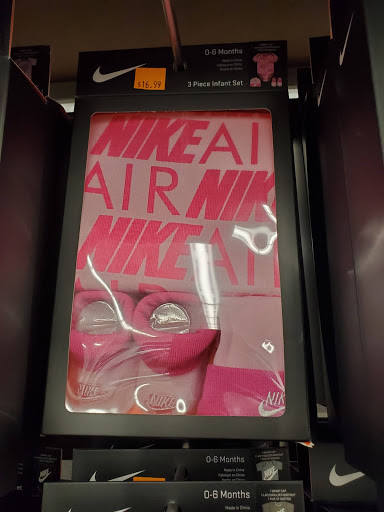 Shoe Store «WSS», reviews and photos, 6200 Pacific Blvd, Huntington Park, CA 90255, USA