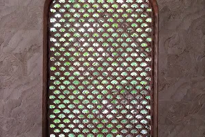 Malbari Darwaja Masjid image