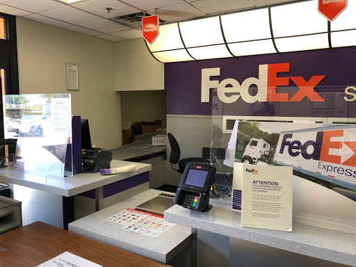 Shipping and Mailing Service «FedEx Ship Center», reviews and photos, 1081 Fullerton Rd, City of Industry, CA 91748, USA