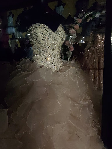 Wedding Store «Yuriria Bridal & Flower Shop», reviews and photos, 1188 N Yarbrough Dr, El Paso, TX 79925, USA