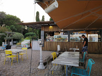 Atmosphère du Restaurant de hamburgers Just'in Café à Grimaud - n°17