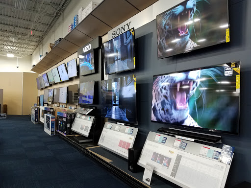 Electronics Store «Best Buy», reviews and photos, 1830 Towne Centre Dr, North Aurora, IL 60542, USA