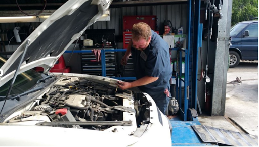 Auto Repair Shop «Redwood Tree Service Station», reviews and photos, 859 N State St, Ukiah, CA 95482, USA