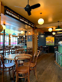 Atmosphère du Restaurant français Le Café du Commerce à Biarritz - n°17