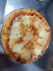 Plats et boissons du Pizza Delicia - Pizzeria Paris 14 - n°17