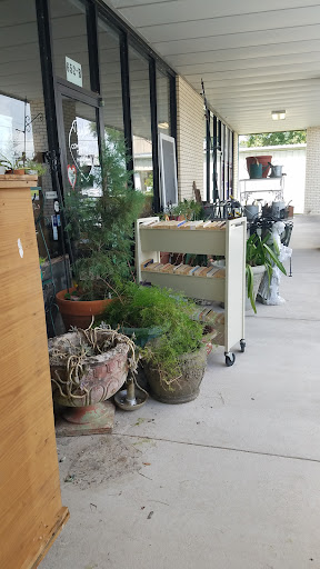 Thrift Store «Community Thrift Market», reviews and photos, 1211 N Monroe St, Tallahassee, FL 32303, USA