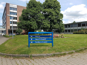 Universität Hamburg Fachbereich Informatik HITeC e.V.