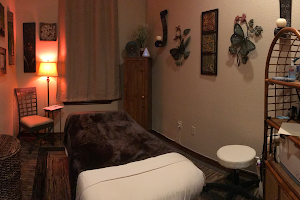 Hands-On Healing Therapeutic Massage image