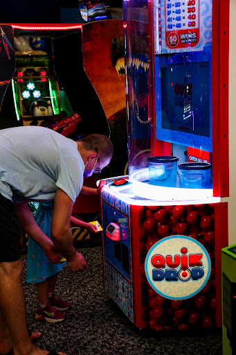 Bowling Alley «Four Seasons Bowling Center», reviews and photos, 322 SW Washington St, Hillsboro, OR 97123, USA