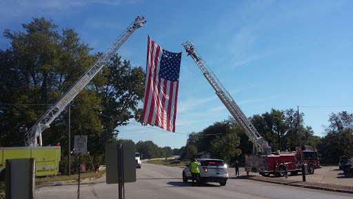 Grocery Store «Worthington Country Market», reviews and photos, 319 Canal St, Worthington, IN 47471, USA
