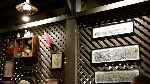 American Restaurant «Cracker Barrel Old Country Store», reviews and photos, 6699 S Semoran Blvd, Orlando, FL 32822, USA