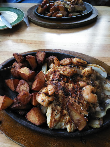 Shopping Mall «Edgewood Towne Centre», reviews and photos, 1763 S Braddock Ave, Pittsburgh, PA 15218, USA