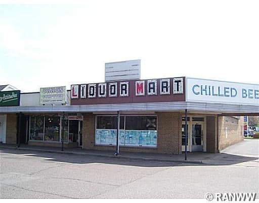 Liquor Store «Liquor Mart», reviews and photos, 301 E Clairemont Ave, Eau Claire, WI 54701, USA