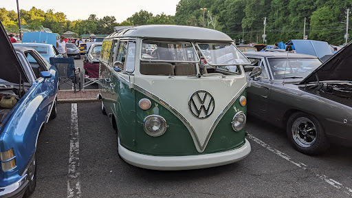 Shopping Mall «Rose Hill Shopping Center», reviews and photos, 600 Columbus Ave, Thornwood, NY 10594, USA