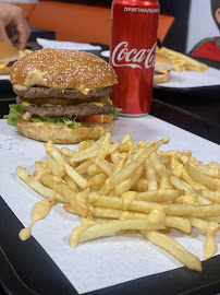 Hamburger du Restaurant halal O'Delices à Châteaurenard - n°5