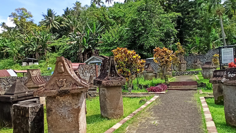 Taman Purbakala Waruga