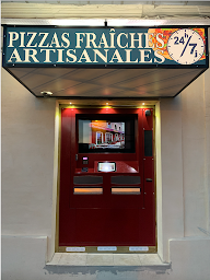 Photo n°1 de Distributeur Pizza à Almenêches ()